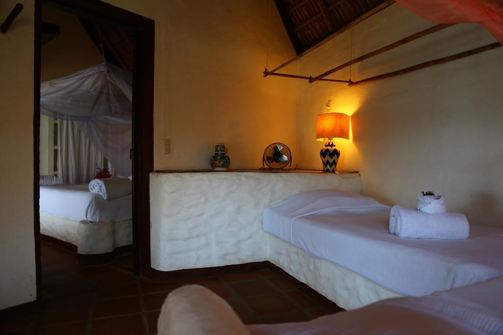 Hotel Bahia De La Luna Arroyo Cruz 외부 사진